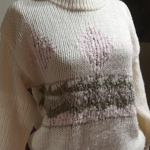Knit sweater - Picture 2 of 2
